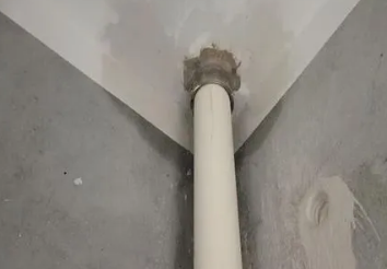 个旧卫生间测漏水之渗水防护